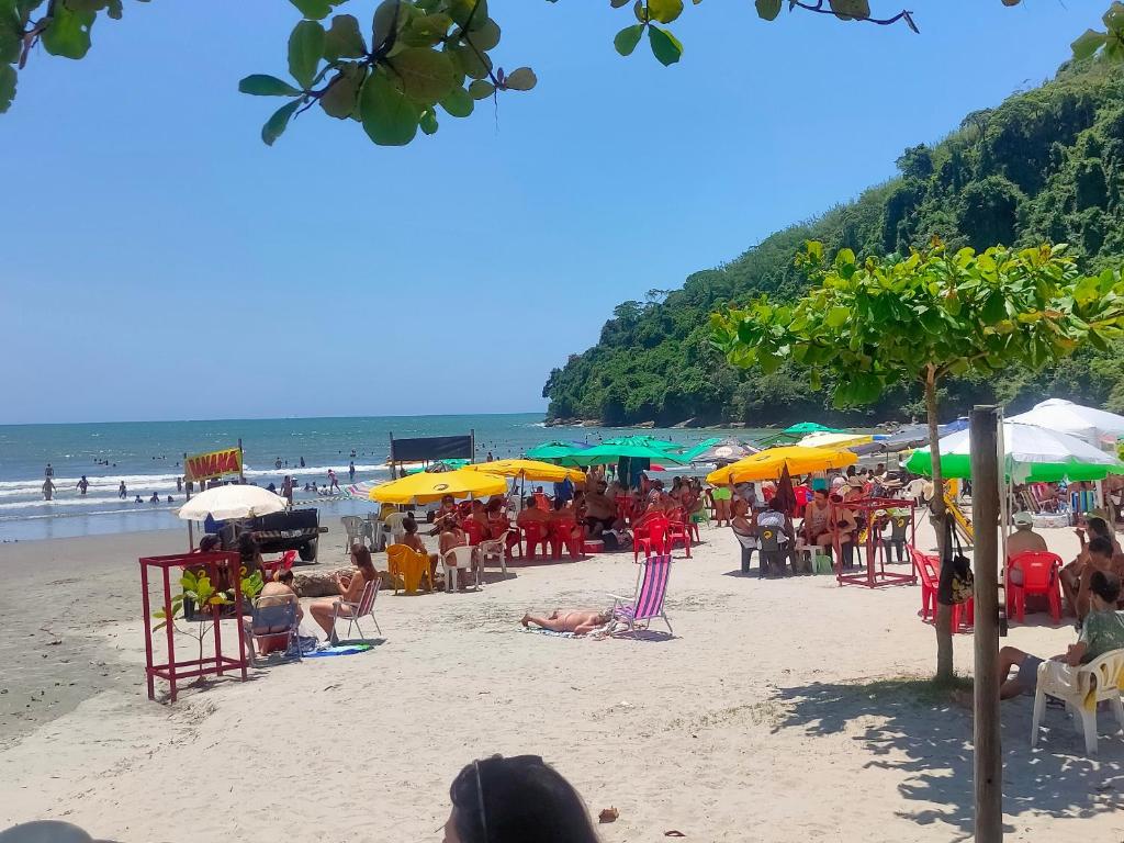  Villa Contêiner a 100 metros da praia