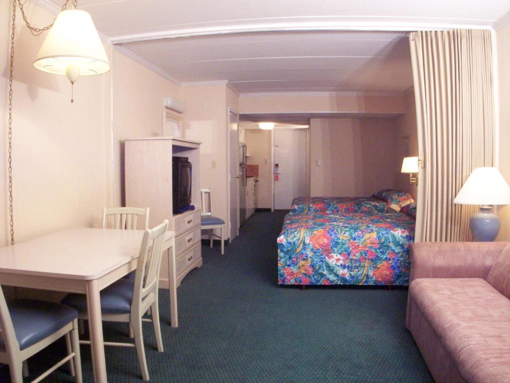 Sea Hawk Motel photo