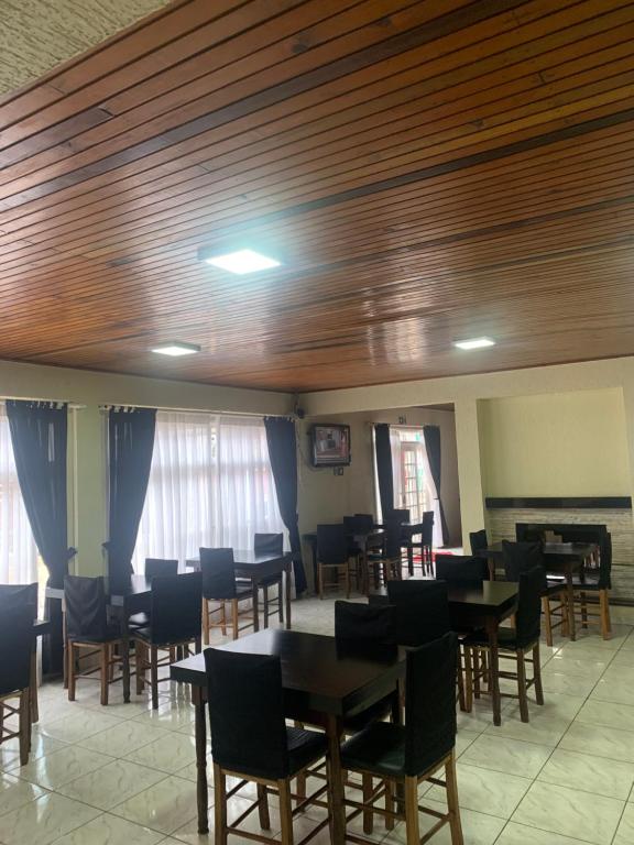  Estrela Hotel e Restaurante