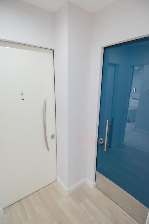 Klemi, rooms in old town Dolomia best home Check in automatico - Camera Tripla Con Bagno Privato