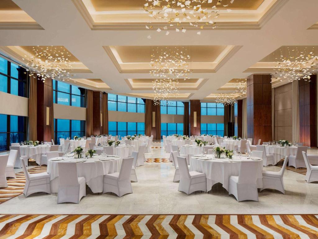 Restaurace v ubytování Fairmont Ajman