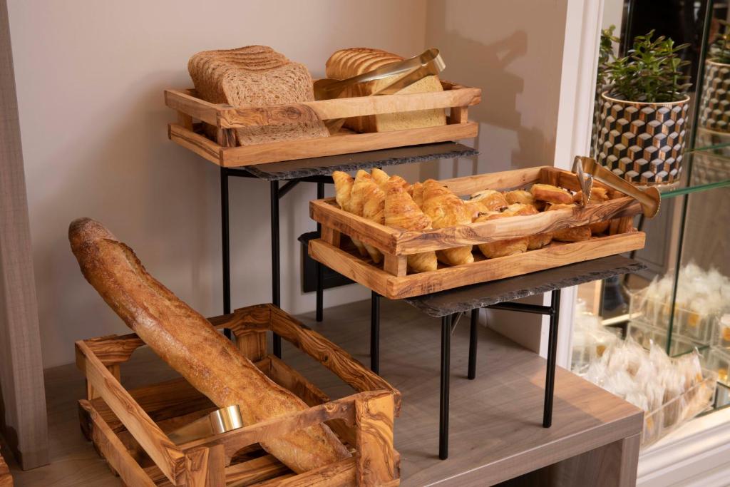 First Hotel Paris Tour Eiffel - Resim 20