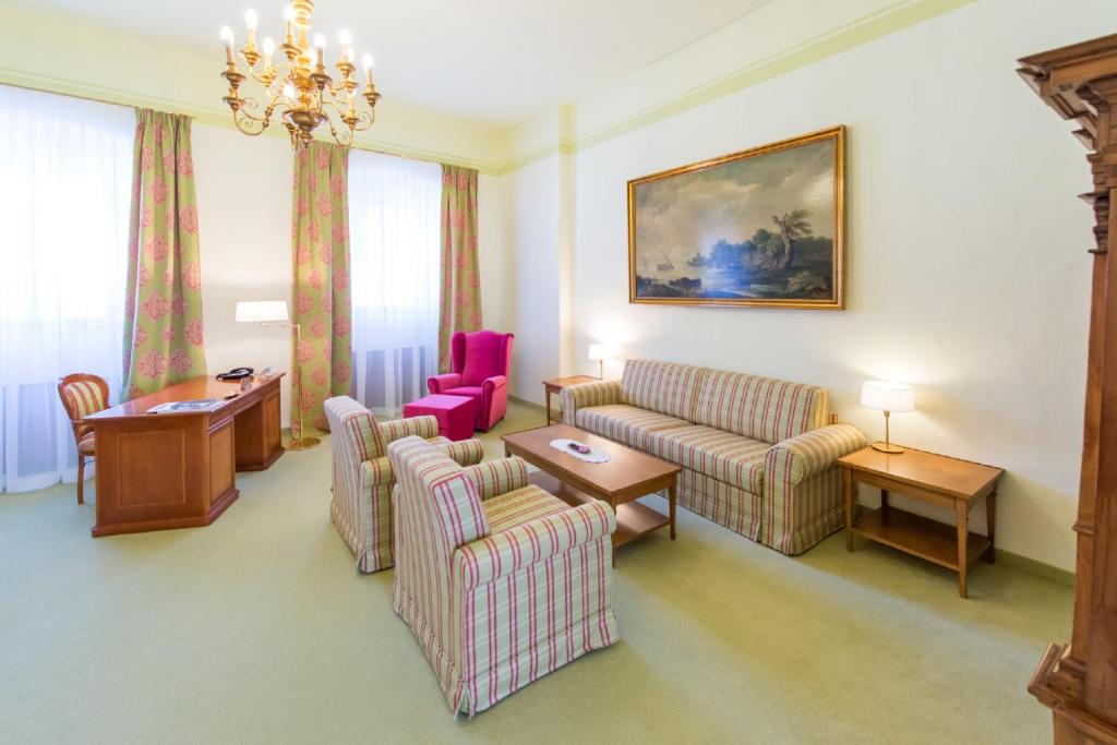 Posedenie v ubytovaní Hotel Kartause
