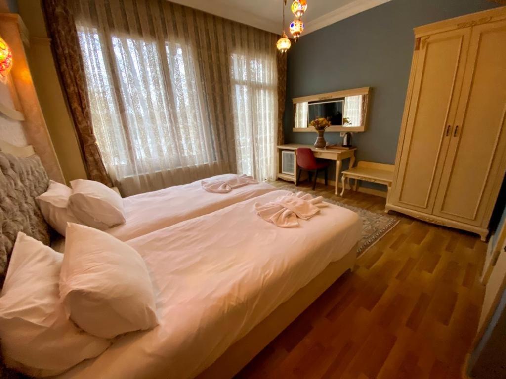 Optimist Hotel