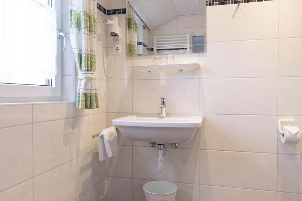 Koupelna v ubytování Landhotel Waldeck