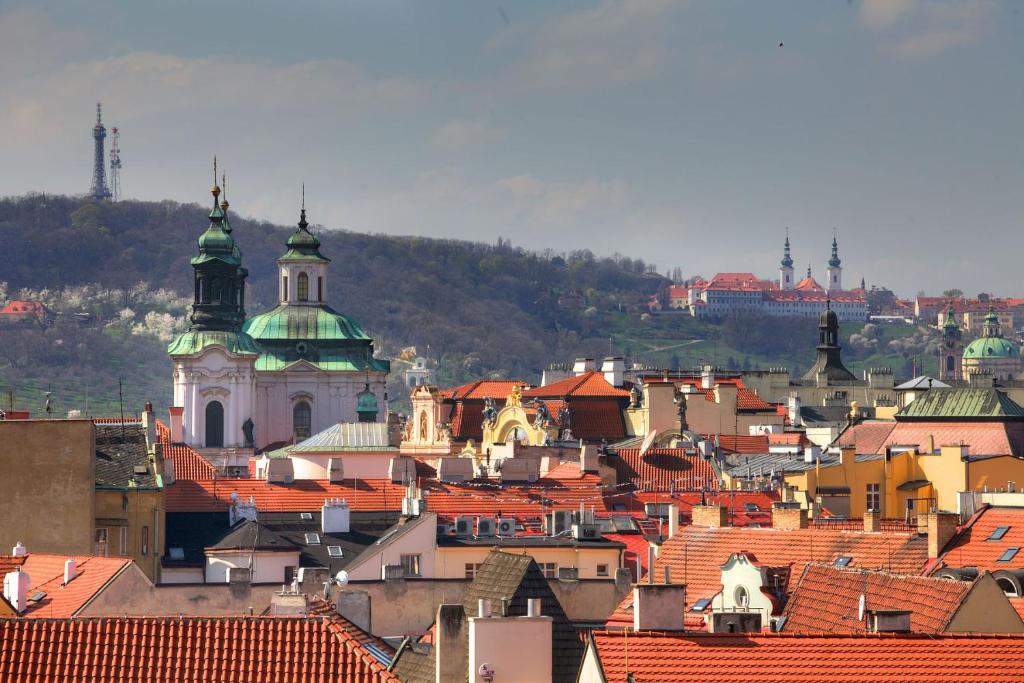 Widok na miasto Praga z tego apartamentu