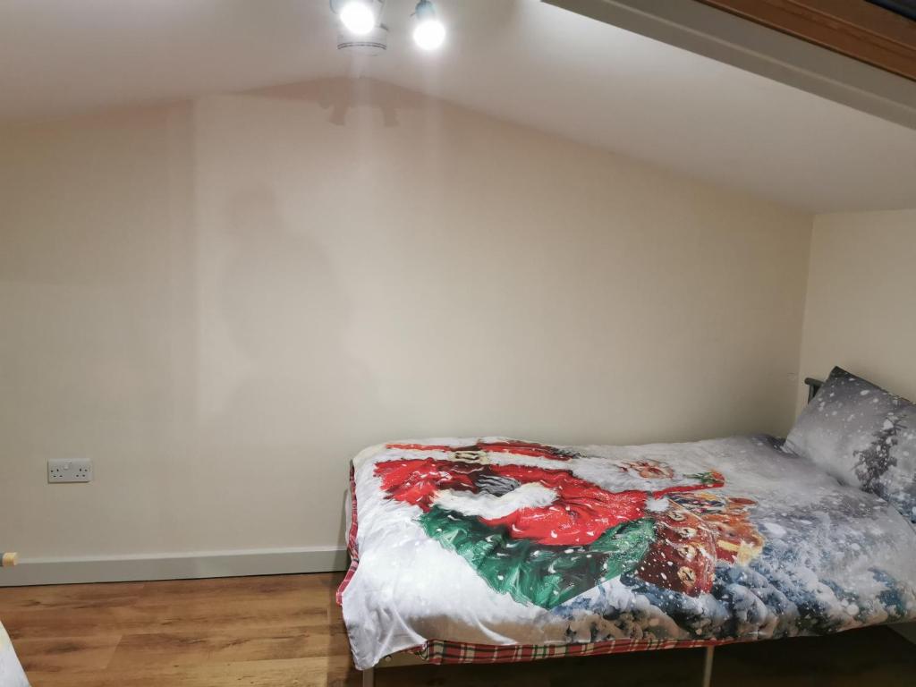 Postel nebo postele na pokoji v ubytování Palaz 1 - 2 Bedroom Garden Flat