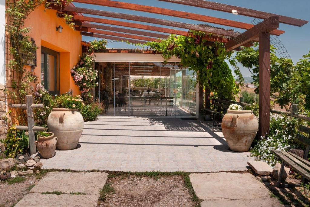 Cuaddus e Tellas a Nuragus - Accogliente B&B tipico