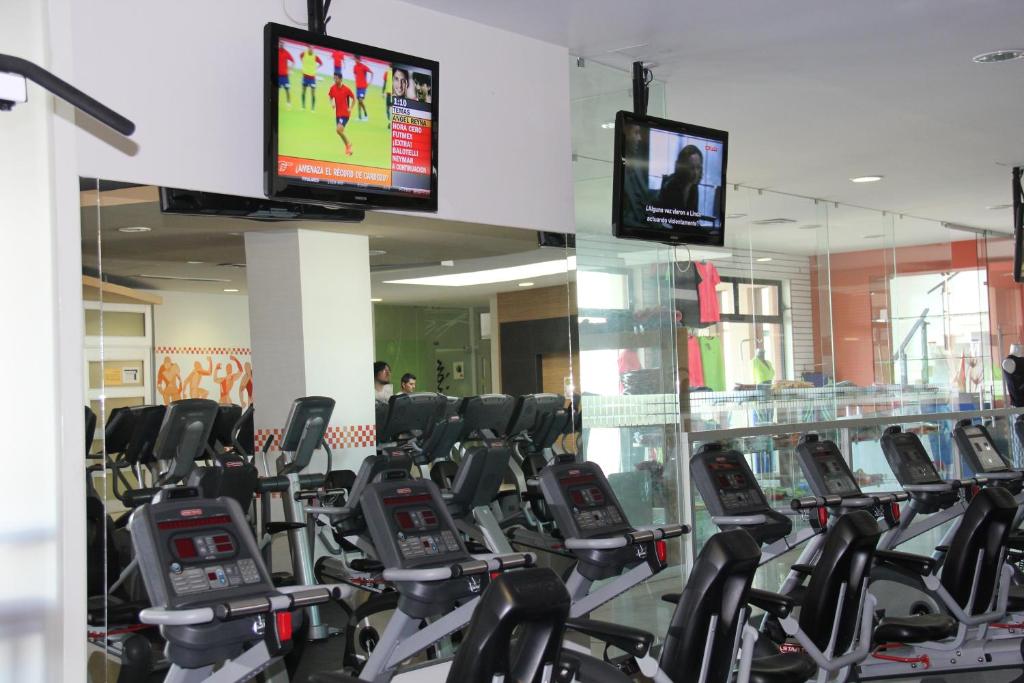 TV a/nebo společenská místnost v ubytování Hotel Real Zapopan