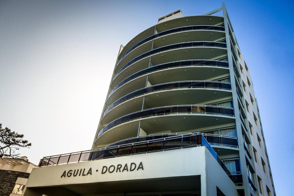 Foto da galeria de Blaumer Apartamentos - Edificio Aguila Dorada em Punta del Este