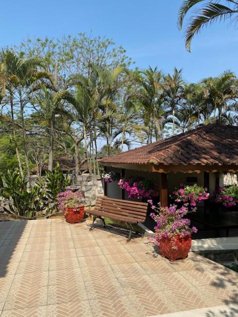  Hotel Fazendinha