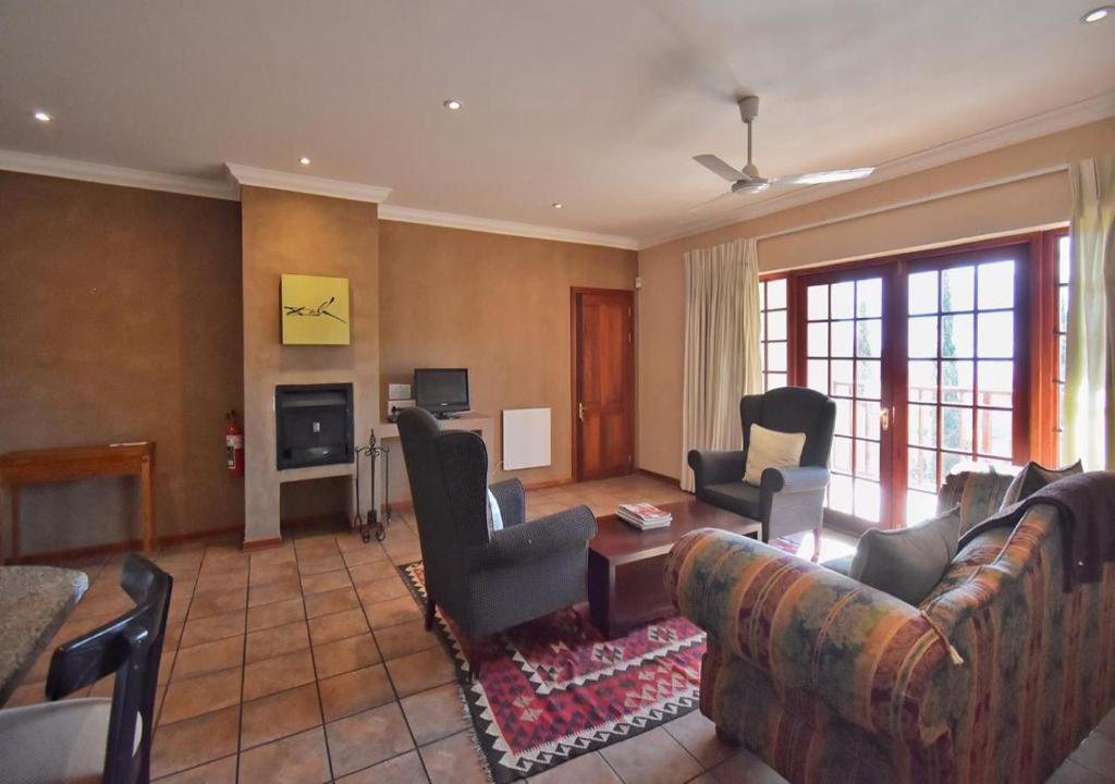 The Clarens Place - Room King Con Mountain View