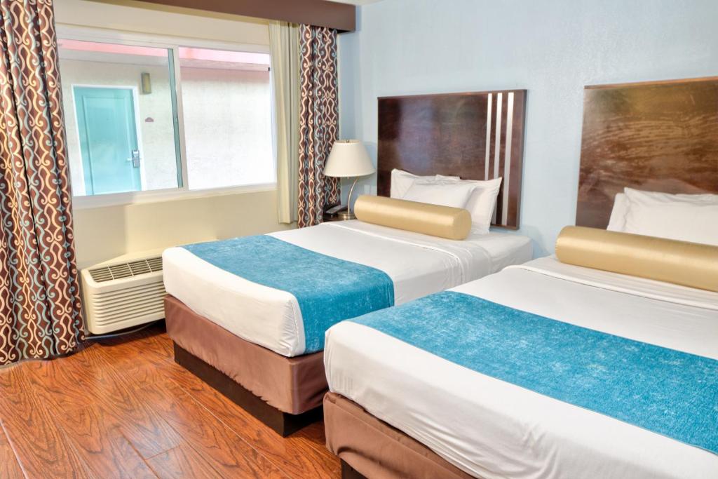 Sunrise Inn San Diego - Habitación Estándar Con Dos Camas Dobles