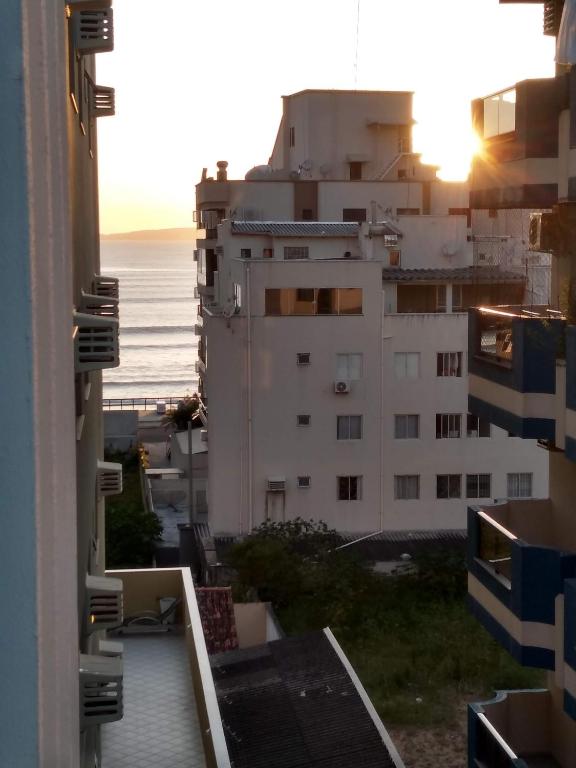  Apartamento Itapema 80 metros do mar!