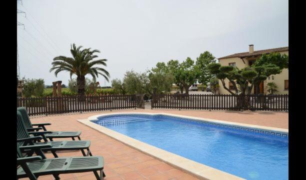Sant Pere Molanta Apartment Sleeps 4 with Pool