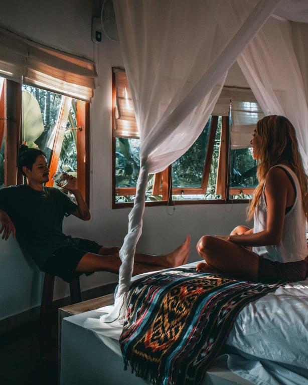 Majutusasutuse Mana Eco Retreat külastajad