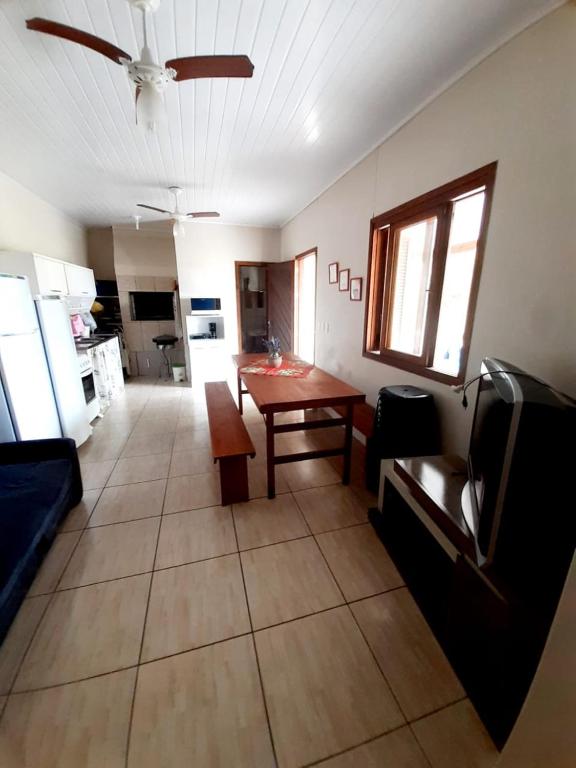  Casa Grande com amplo terreno em Imbé