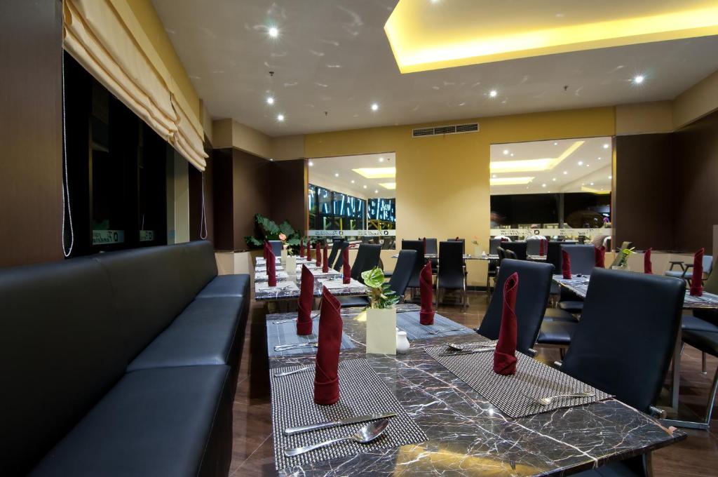 Restaurace v ubytování Aria Gajayana
