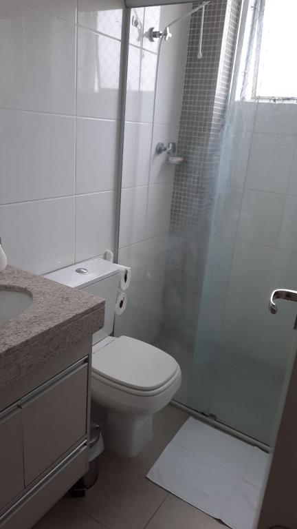  Cobertura Duplex com Hidromassagem ao ar livre para 8 pessoas.