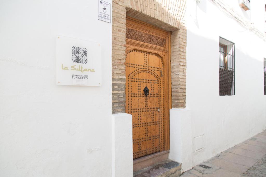 La Sultana Apartamentos - Housity