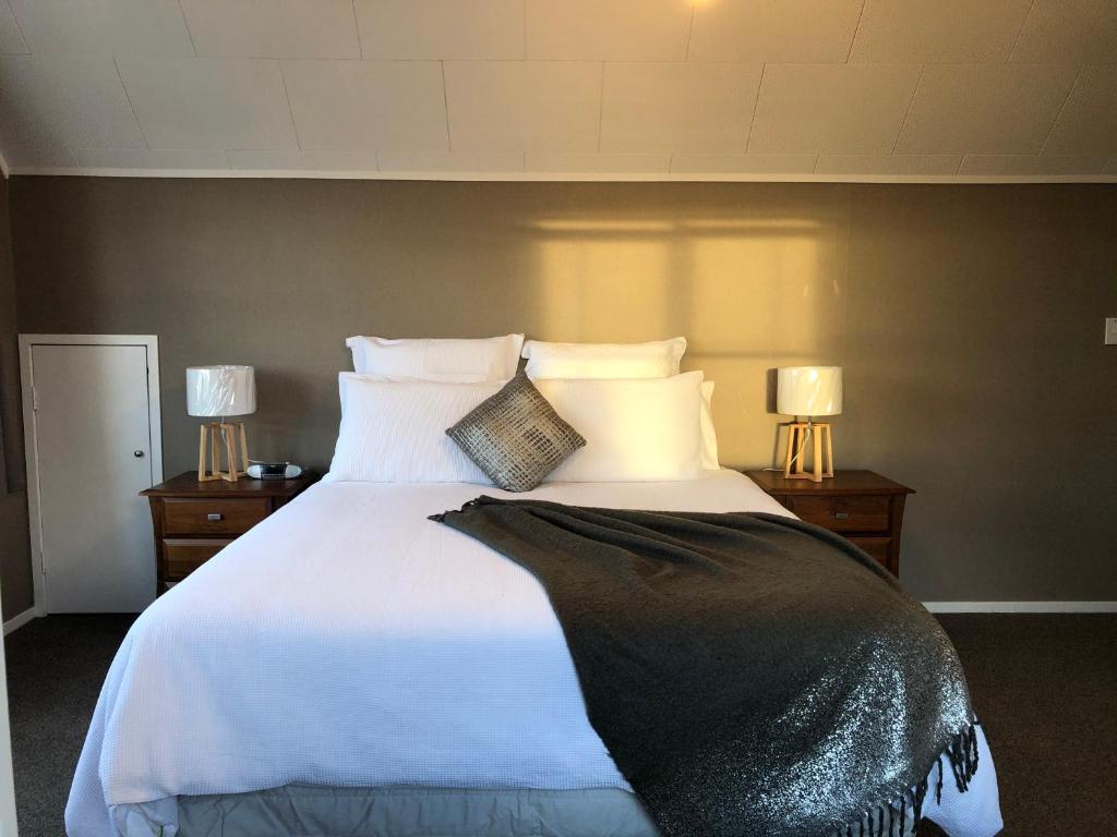 2mins to lakefront Family Retreat - Resim 14