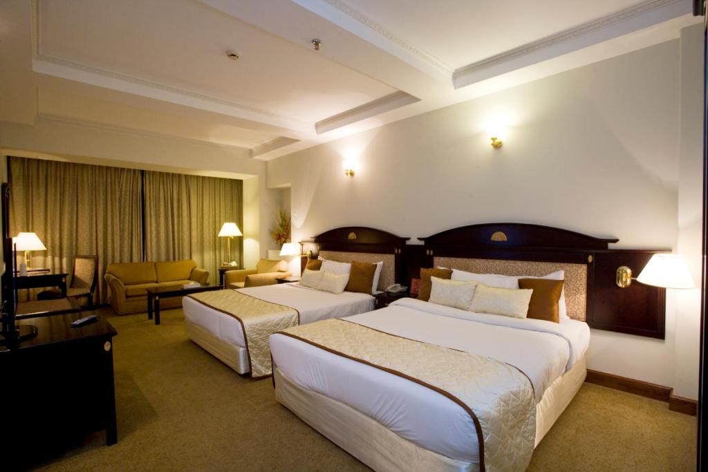 Hotel Sarina - Quarto Twin Premium