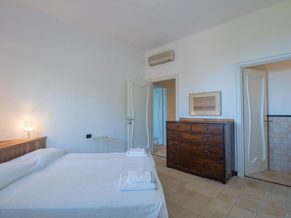 Łóżko lub łóżka w pokoju w obiekcie Villa Aldo by Interhome