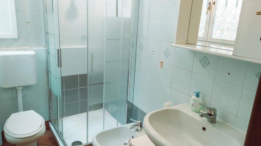 Koupelna v ubytování Hostel Il Nosadillo - Bologna