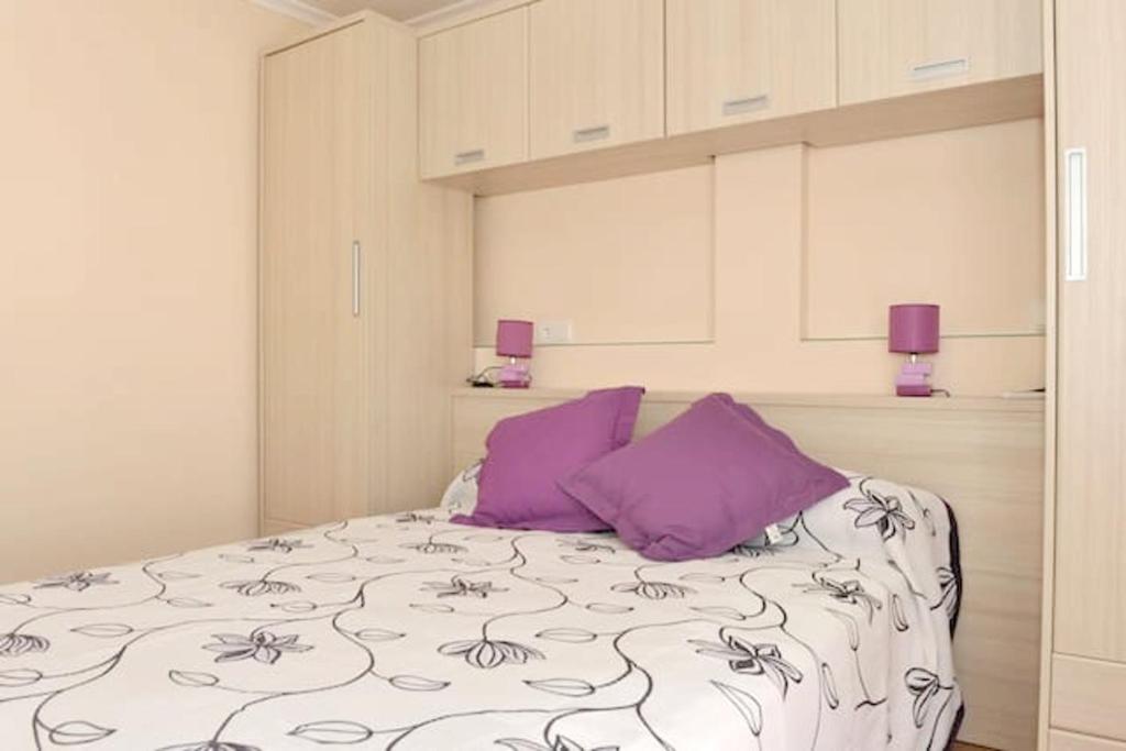 Posteľ alebo postele v izbe v ubytovaní Modern apartment in Torrevieja, 60 m², near beaches