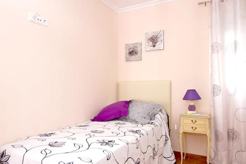 Posteľ alebo postele v izbe v ubytovaní Modern apartment in Torrevieja, 60 m², near beaches