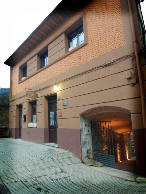 House with 5 bedrooms in Mieres del Camino with wonderful ...