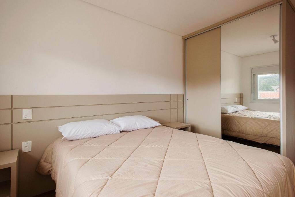  Lindo apartamento com 2 quartos no Centro de Canela
