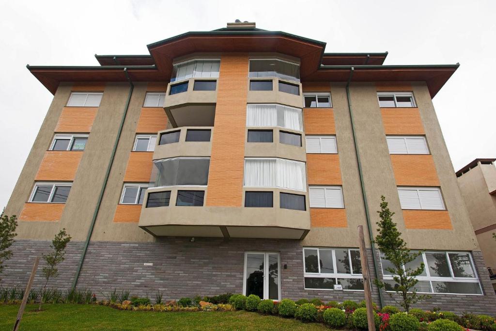  Lindo apartamento com 2 quartos no Centro de Canela