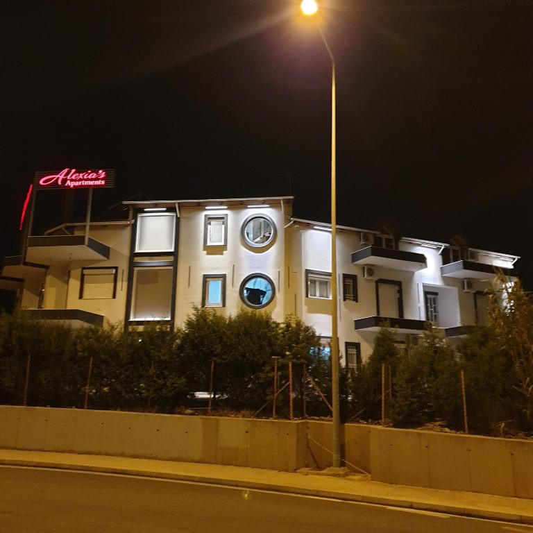 Budova, v ktorej sa apartmánový hotel nachádza