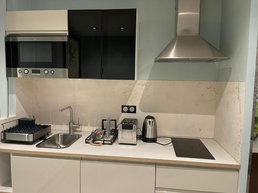 Hotel 33 Marbeuf - Resim 25