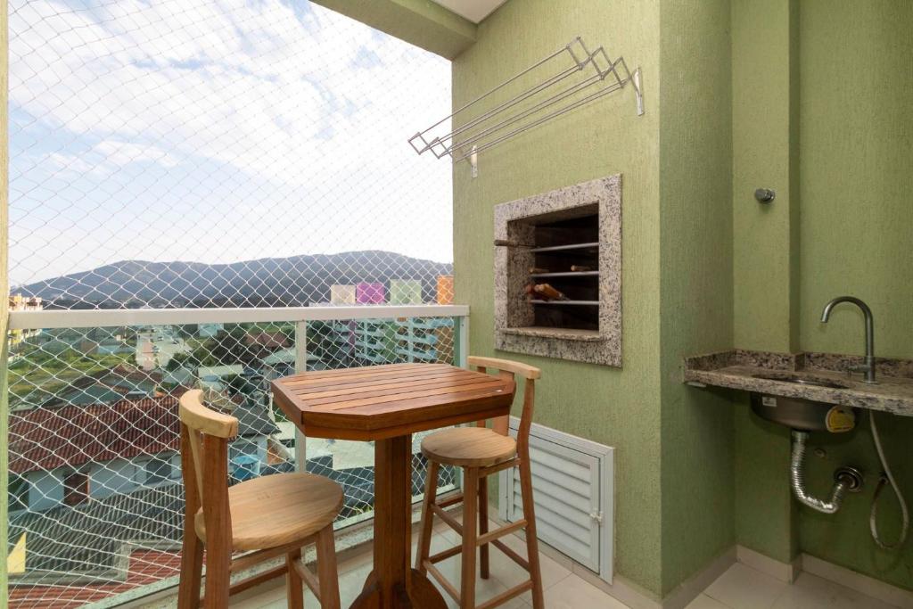  Aluguel de Apartamento 2 quartos sendo 1 suíte p/ 6 pessoas em Bombas