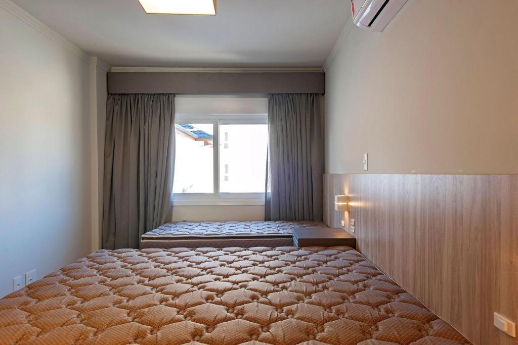  Apartamento junto à Rua Coberta de Canela - Melhor localização