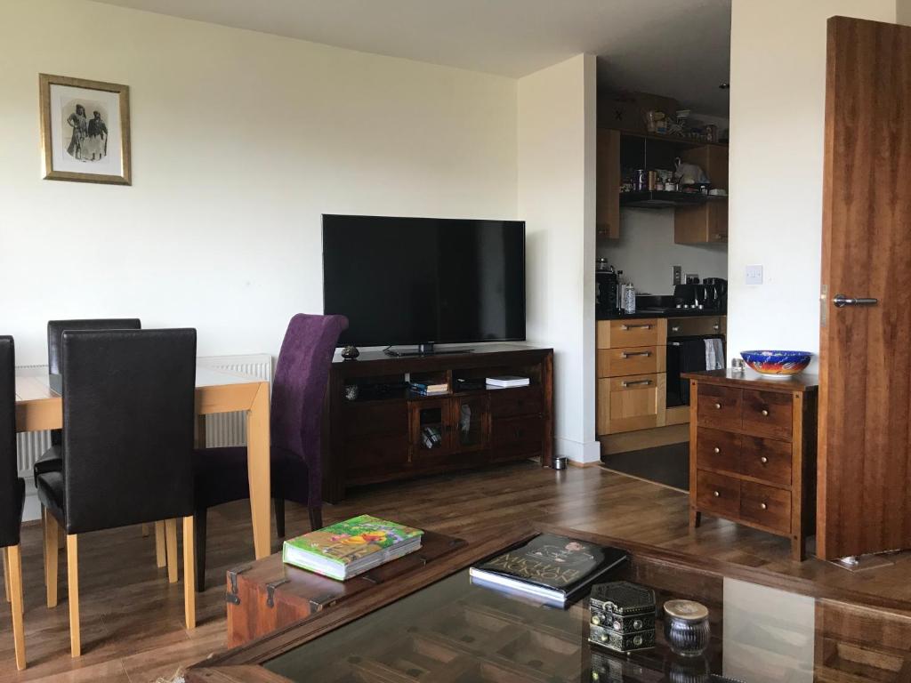 Lovely Spacious 2 bedroom Family flat
