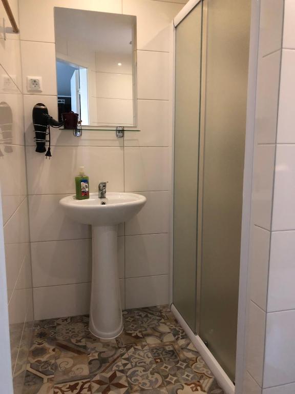 Koupelna v ubytování Toila Pikk Apartment