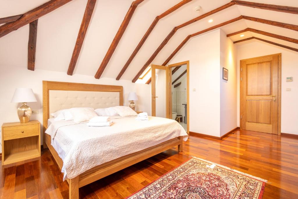 B&B Heritage Villa Apolon - Suite Familiar De Lujo