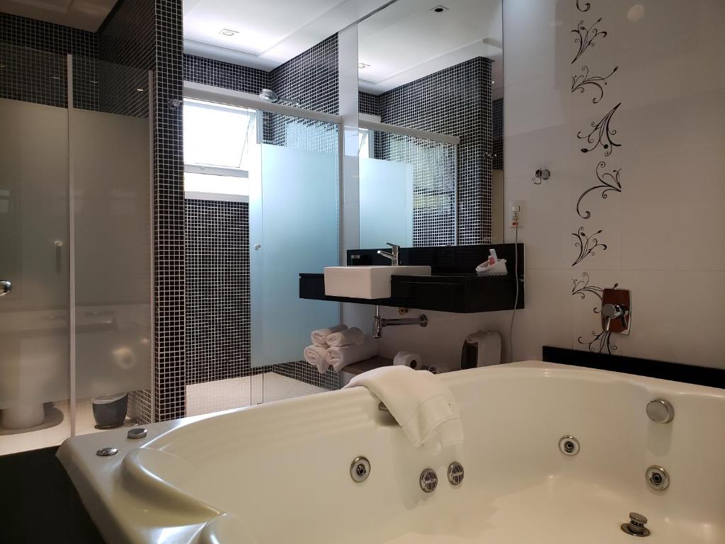 Pousada Annecy - CAPIVARI Fácil acesso ao centrinho e Baden Bar