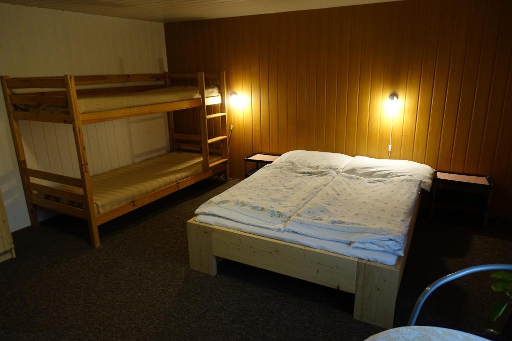 Poschodová posteľ alebo postele v izbe v ubytovaní Privat 307