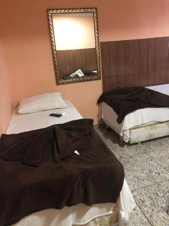  Don Charleaux Hotel