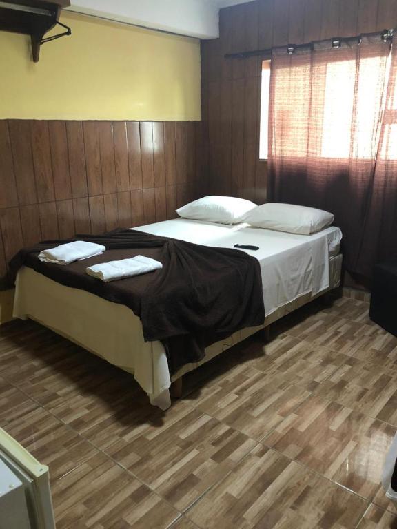  Don Charleaux Hotel
