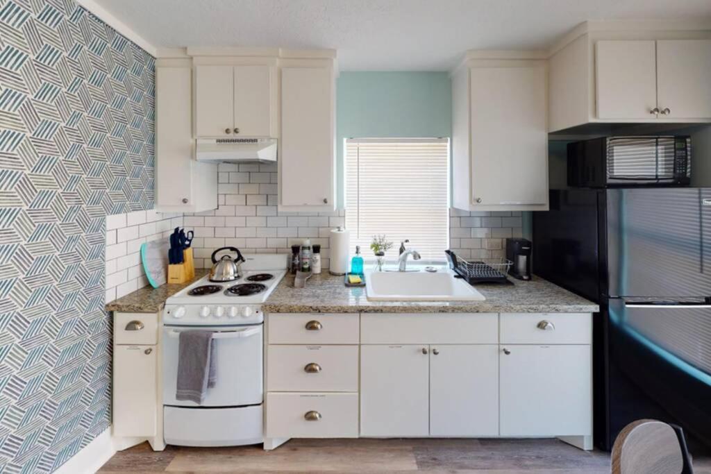 The Comfi Coral Apartment Home Studio C, Baytown (updated prices 2024)