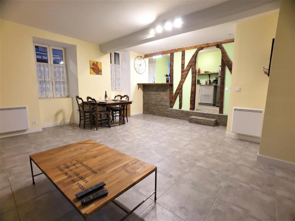 La graineterie89 - Appartement Met één Slaapkamer