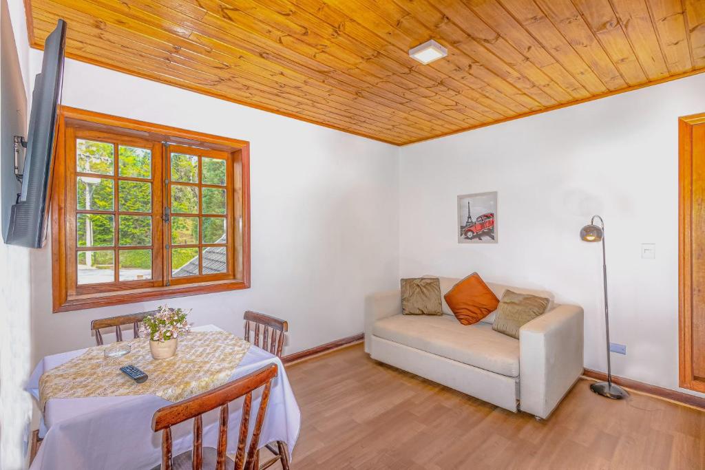  Villa Viena - Mansão em Condomínio de Luxo no Capivari