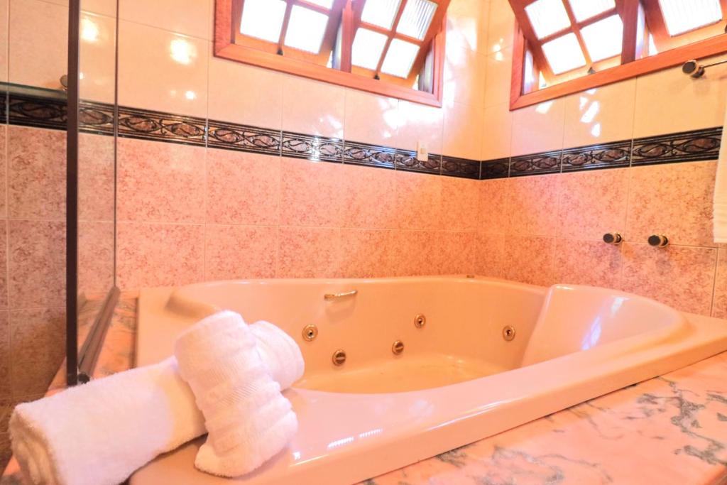  Villa Viena - Mansão em Condomínio de Luxo no Capivari