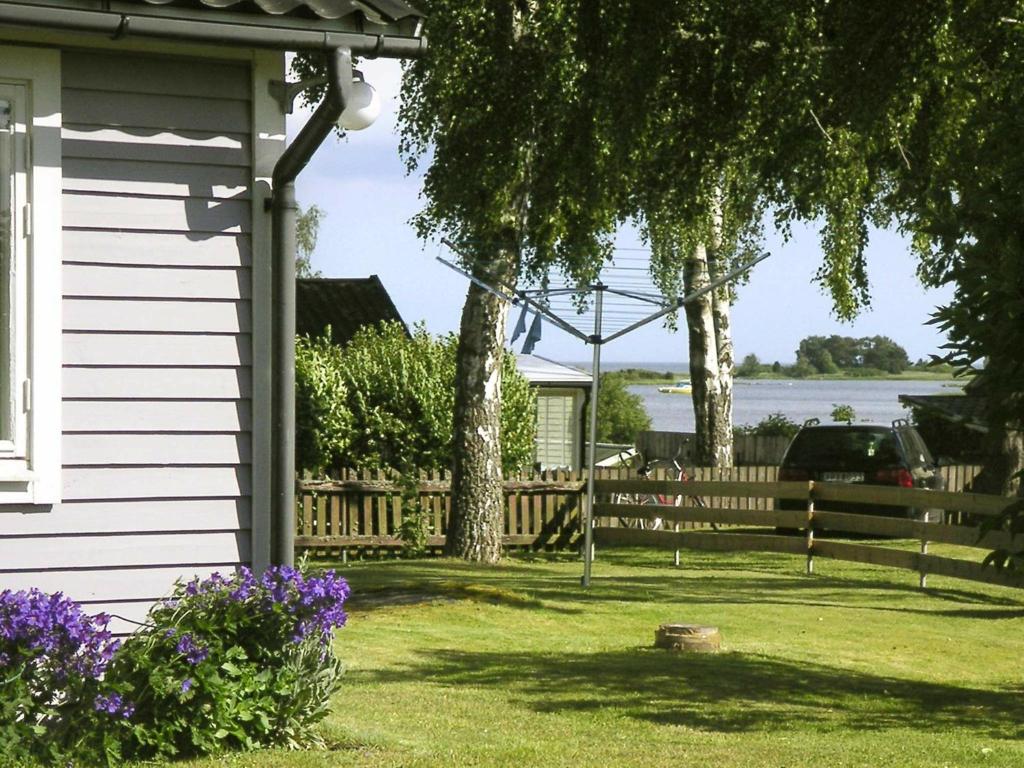 Fotografie z fotogalerie ubytování 5 person holiday home in BERGKVARA v destinaci Grisbäck