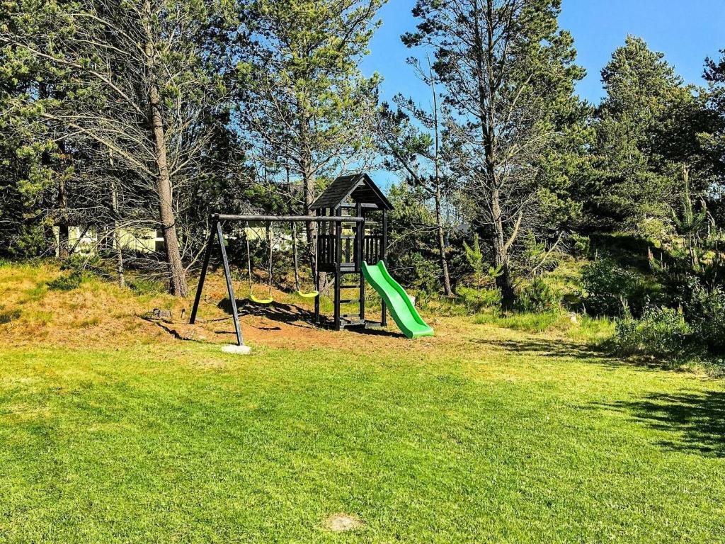 Herní místnost nebo prostor pro děti v ubytování 10 person holiday home in Jerup-By Traum
